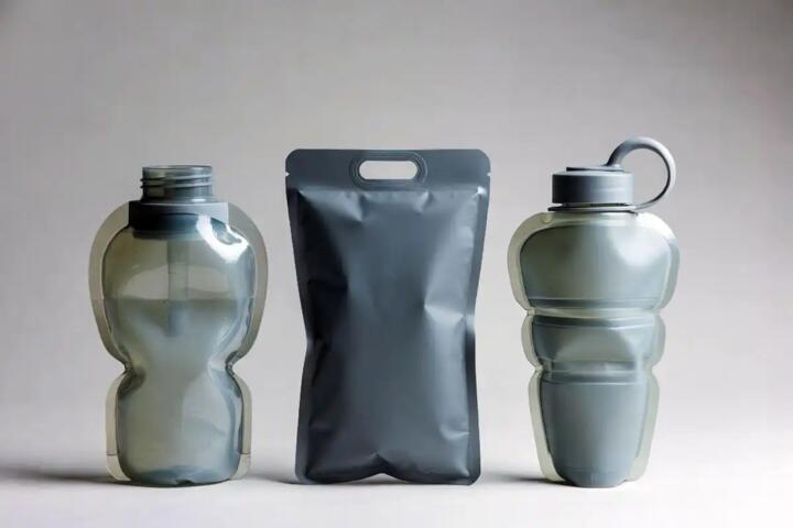 Foldable Water Bottles: The Best Space-Saving Options for Airports