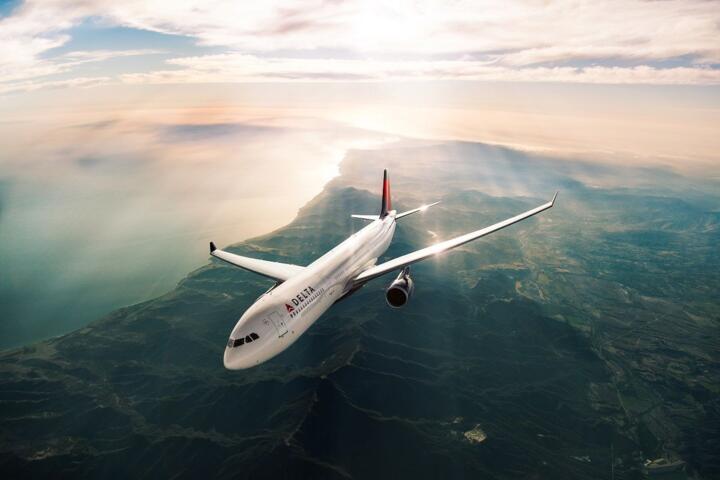 Choosing Between a Direct and a Nonstop Flight