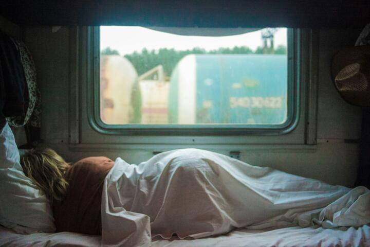 How to Sleep Better While Traveling